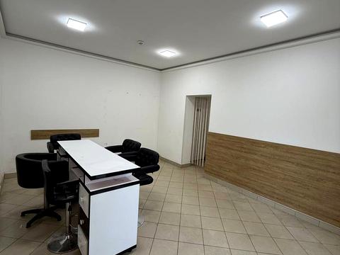 комерційна за адресою Кульпарківська вул., 124