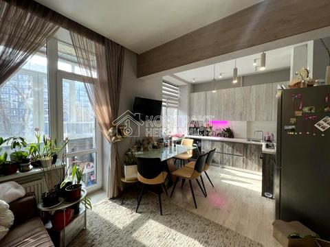 квартира за адресою Павлівський майдан пл. (Рози Люксембург майдан), 2