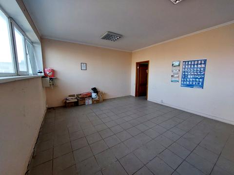 комерційна за адресою Каракая вул., 24