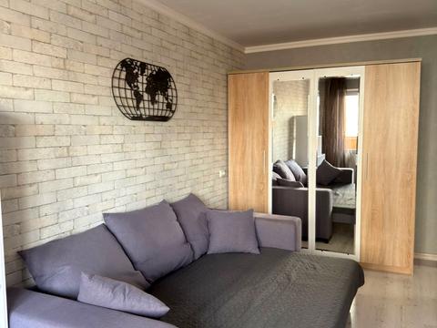 квартира по адресу Героев Полка "Азов ул. (Малиновского маршала), 7