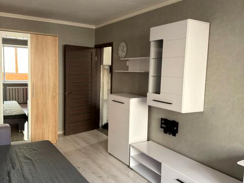 квартира по адресу Героев Полка "Азов ул. (Малиновского маршала), 7