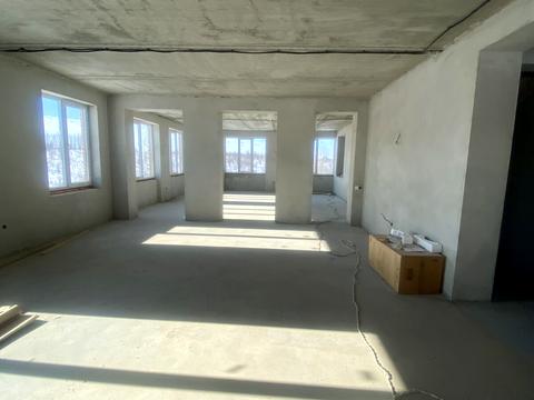 комерційна за адресою Шевченка вул., 1