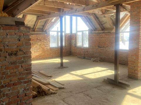 комерційна за адресою Шевченка вул., 1