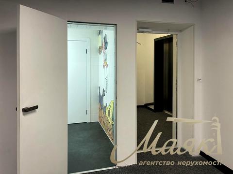 комерційна за адресою Володимирська вул., 82-А