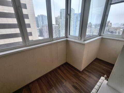 квартира за адресою Патріарха Мстислава Скрипника вул., 40-А