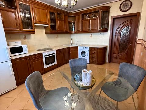 квартира за адресою Київ, Голосіївський просп. (40-річчя Жовтня), 130/57