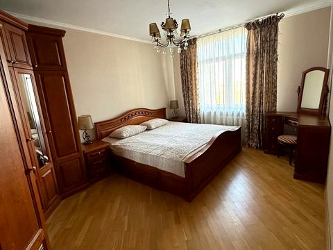 квартира за адресою Київ, Голосіївський просп. (40-річчя Жовтня), 130/57