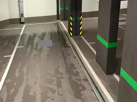 паркоместо по адресу Набережно-Крещатицкая ул., 21