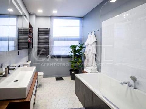 дом по адресу вул. Лютнева, 58