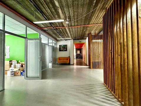 комерційна за адресою Ірининська вул., 5/24