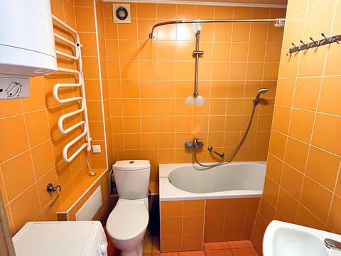 квартира за адресою Бучми вул. (Командарма Уборевича), 20