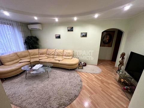 квартира за адресою Поздовжня вул., 1а