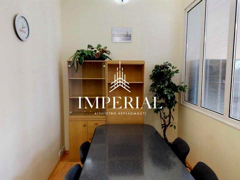 комерційна за адресою Київ, Саксаганського вул., 58