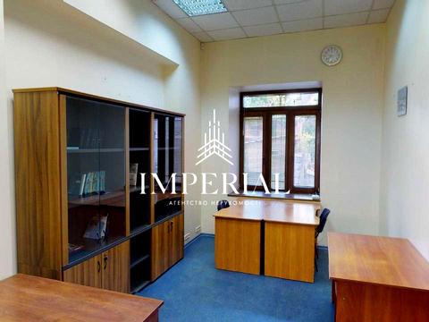 комерційна за адресою Київ, Саксаганського вул., 58