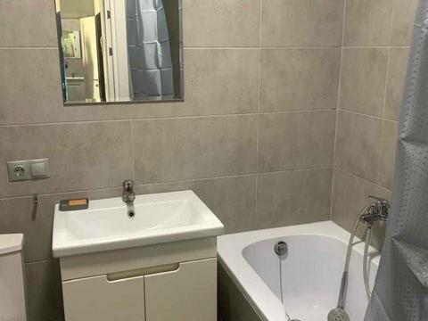 квартира за адресою Юнацька вул., 10