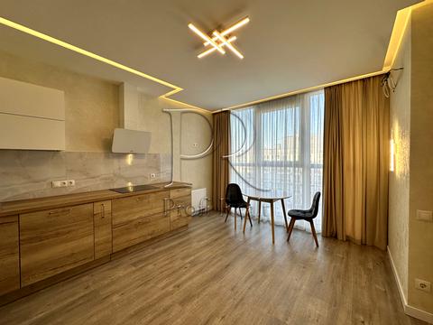 квартира за адресою Драгоманова вул., 2-Б