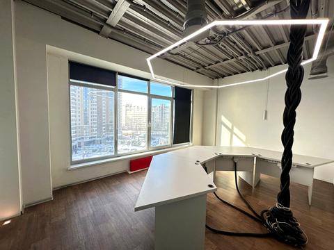 комерційна за адресою Київ, Дегтярівська вул., 63