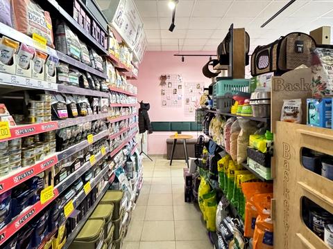 комерційна за адресою Авіаконструктора Антонова вул., 35