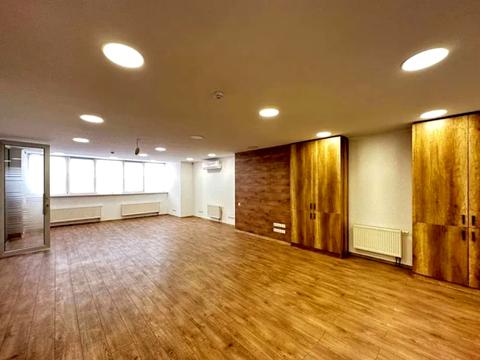 коммерческая по адресу Calle Dilova ул. (Димитрова), 2-Б