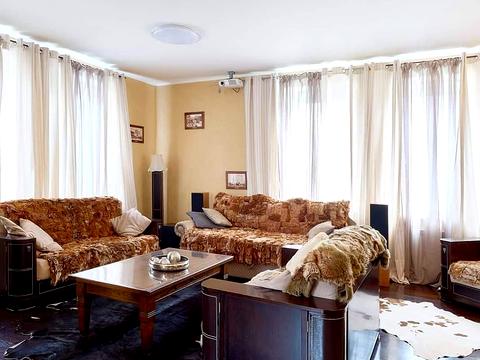 будинок за адресою Озерна вул., 2