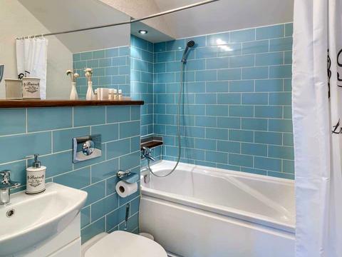 будинок за адресою Озерна вул., 2