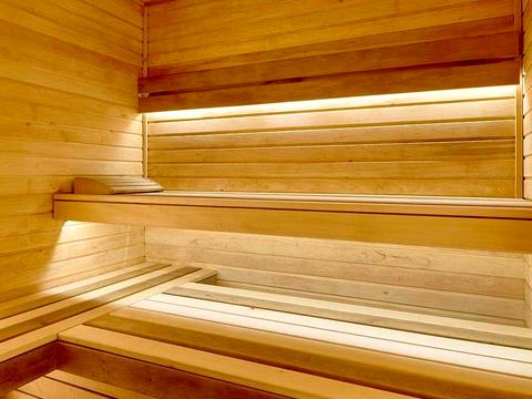 будинок за адресою Озерна вул., 2