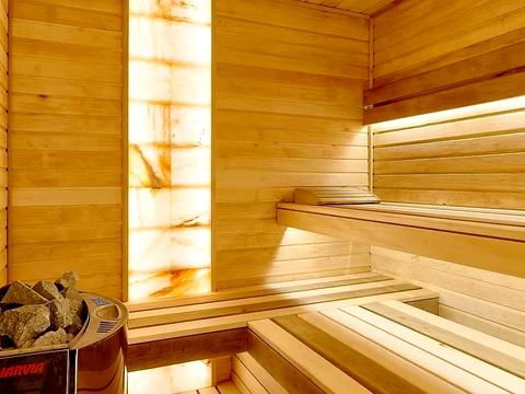 будинок за адресою Озерна вул., 2