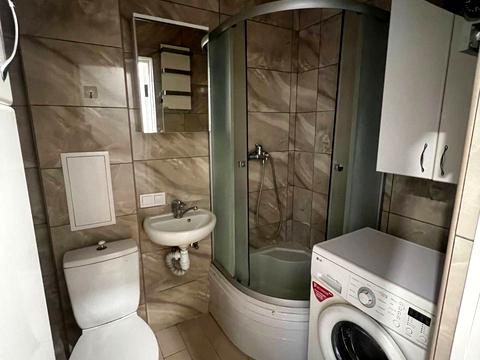 квартира за адресою Шкільна, 43