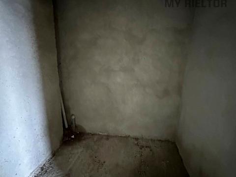 комерційна за адресою Капушанська вул., 80