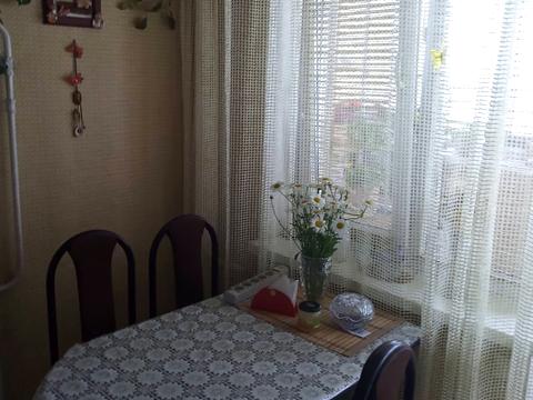 кімната за адресою Андрія Мельника вул. (Генерала Тупікова), 14-Г