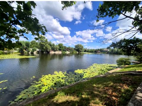 участок по адресу 10-та Лугова вулиця