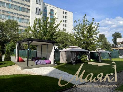 комерційна за адресою Київ, Гарматна вул., 4