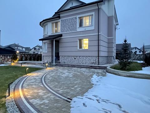 будинок за адресою Весняна