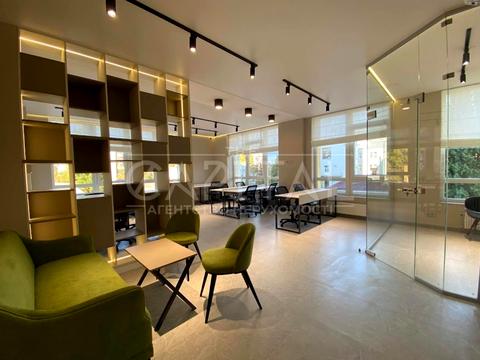 комерційна за адресою Жилянська вул., 68