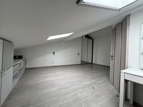 квартира по адресу Свободи ул., 22