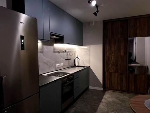 квартира за адресою Академіка Заболотного вул., 1-Б