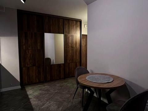 квартира за адресою Академіка Заболотного вул., 1-Б