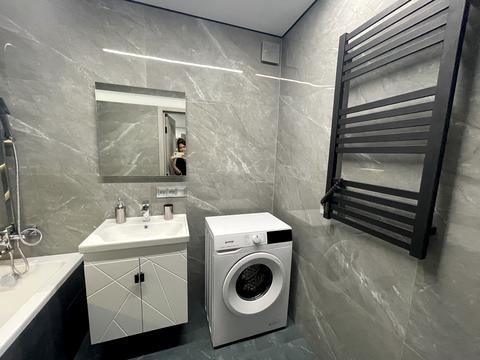 квартира за адресою Степана Бандери просп., 83-Б