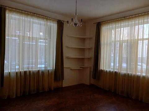 квартира за адресою Шовковична вул., 21