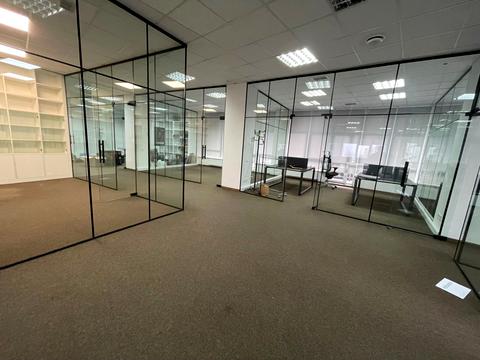 комерційна за адресою Київ, Євгена Коновальця вул. (Щорса), 36-Б