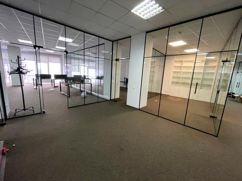 комерційна за адресою Київ, Євгена Коновальця вул. (Щорса), 36-Б