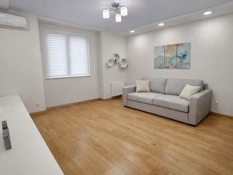 квартира за адресою Дніпровська набережна вул., 26-Д