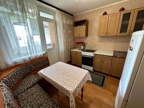 квартира по адресу Червоной Калины просп. (Владимира Маяковского), 68