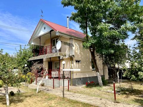 дом по адресу Лінія 11