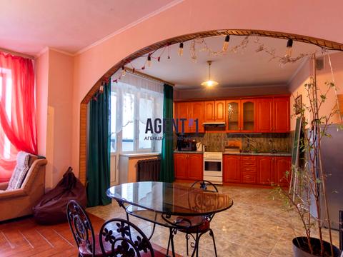 квартира за адресою Академіка Булаховського вул., 5-Б