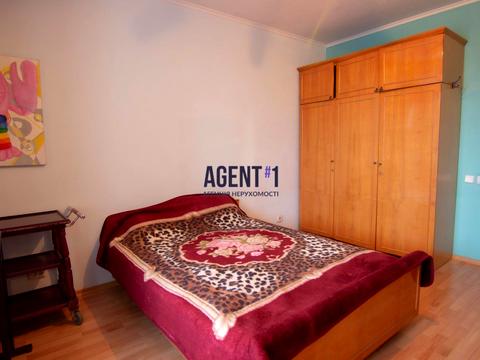 квартира за адресою Академіка Булаховського вул., 5-Б