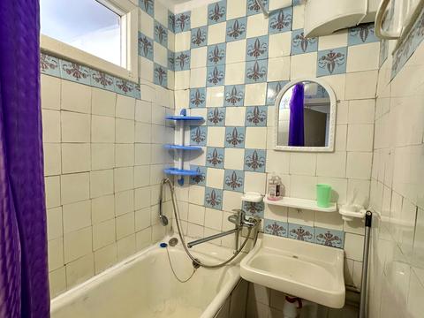 квартира за адресою Перемоги вул., 49