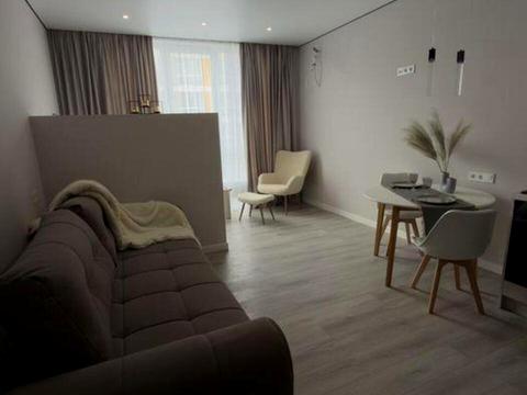 квартира за адресою Гідності вул., 2