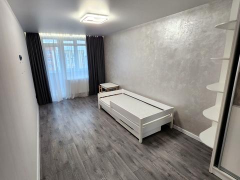 квартира за адресою Злуки просп., 7