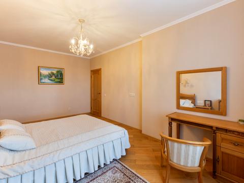 квартира за адресою Героїв полку "Азов" вул. (Маршала Малиновського), 8